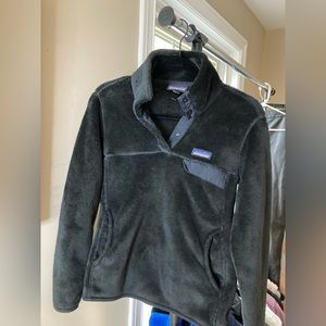 Patagonia Synchella Snap-T pullover, women’s size small, black